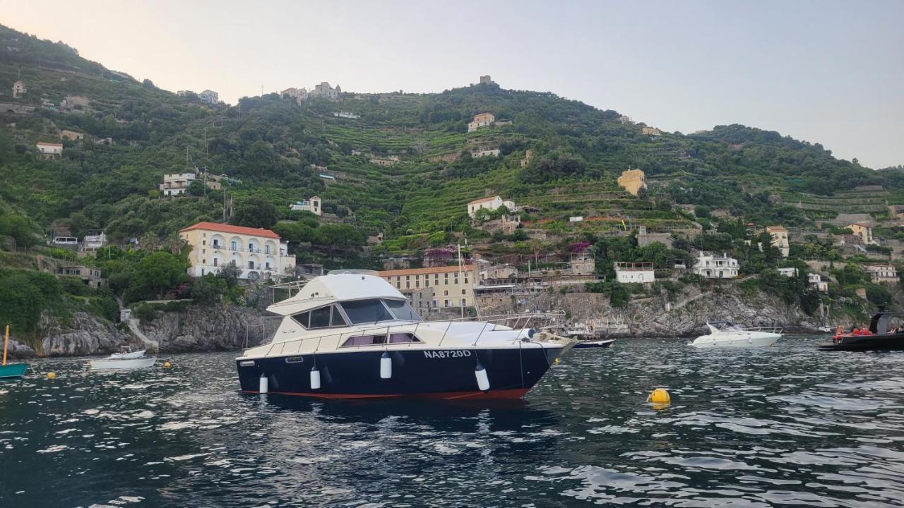 Salerno Yacht Hotel Exterior photo